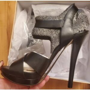 BRAND NEW Michael KORSE Oksana Shoes 9M.